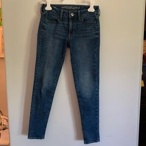 Dark-wash skinny jeans